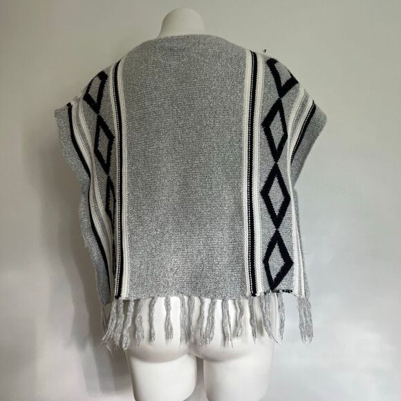 Roebuck & co Boho blanket poncho - Picture 4 of 5